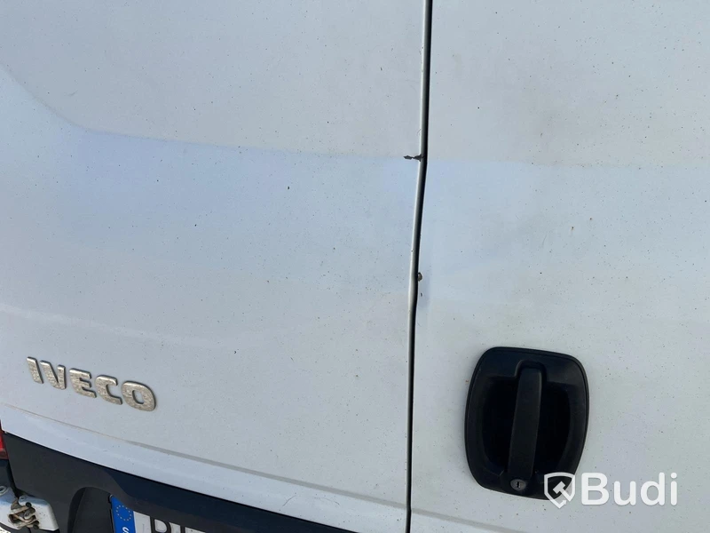 Skåpbil Iveco Daily 35-140 2.3 JTD Hi-Matic -2018 | Reparationsobjekt