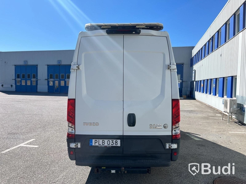 Skåpbil Iveco Daily 35-140 2.3 JTD Hi-Matic -2018 | Reparationsobjekt