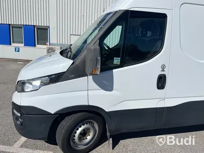 Skåpbil Iveco Daily 35-130 Skåpbil 2.3 JTD Hi-Matic -2015