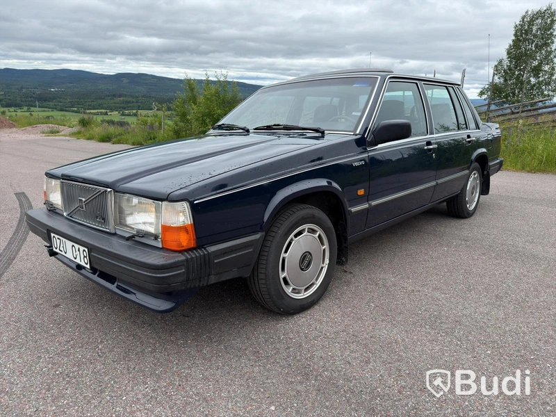 Veteranbil Volvo 740 2.3 Manuell, 115hk, 1989 | 8100 mil