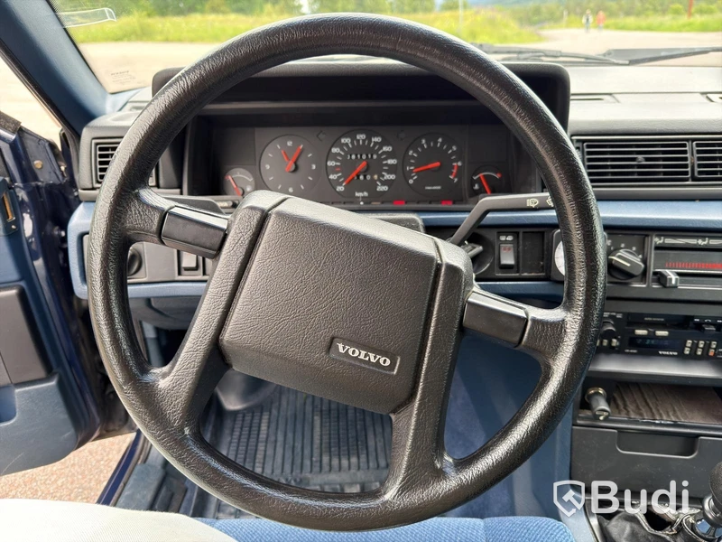 Veteranbil Volvo 740 2.3 Manuell, 115hk, 1989 | 8100 mil