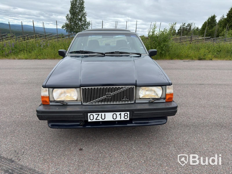 Veteranbil Volvo 740 2.3 Manuell, 115hk, 1989 | 8100 mil