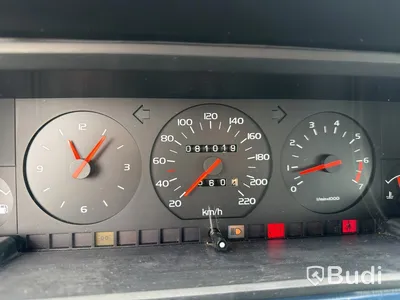 Veteranbil Volvo 740 2.3 Manuell, 115hk, 1989 | 8100 mil