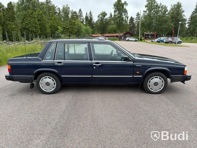 Veteranbil Volvo 740 2.3 Manuell, 115hk, 1989 | 8100 mil