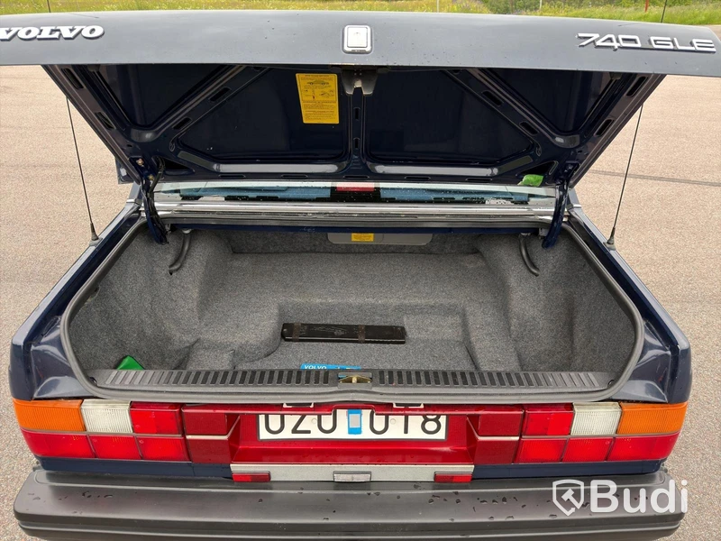 Veteranbil Volvo 740 2.3 Manuell, 115hk, 1989 | 8100 mil