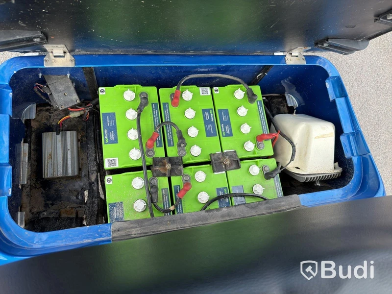 Golfbil EZ-GO TXT | Omklädd | Nya batterier
