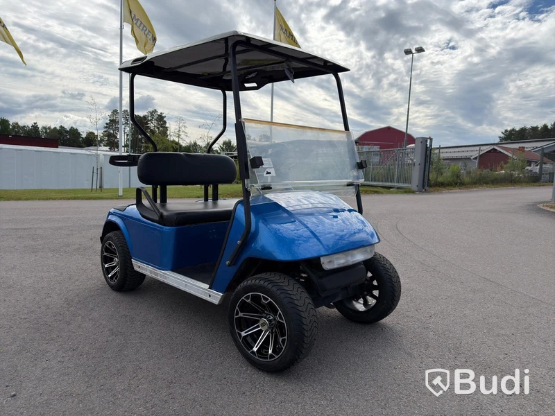 Golfbil EZ-GO TXT | Omklädd | Nya batterier