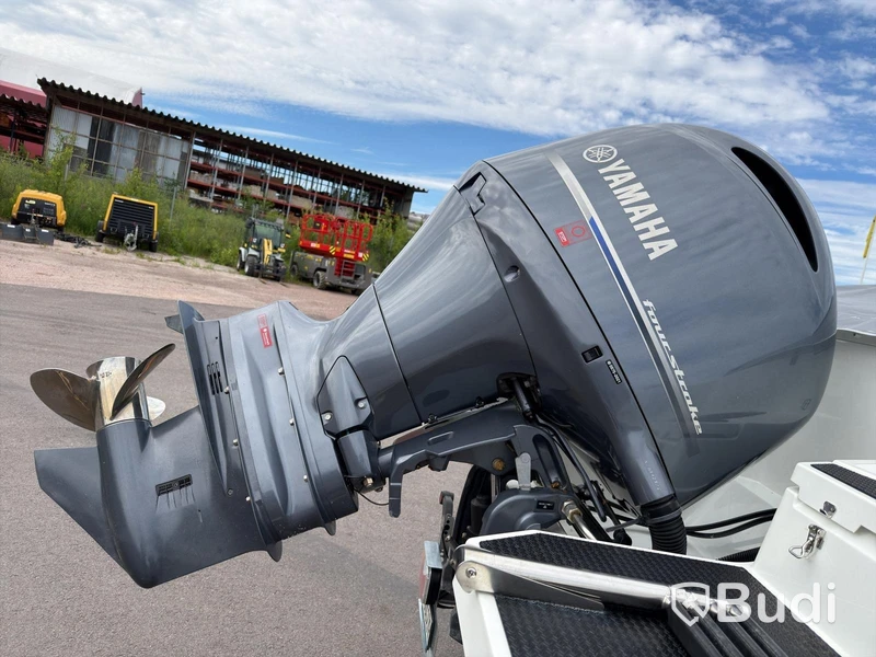 Motorbåt Yamarin Cross 62 BR, 2021| Yamaha F150 | Endast 56 h | Aluminiumskrov