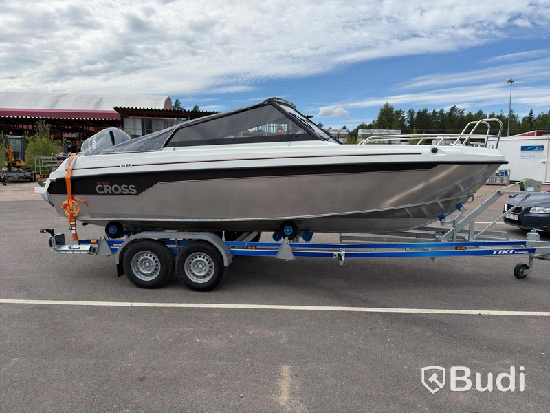 Motorbåt Yamarin Cross 62 BR, 2021| Yamaha F150 | Endast 56 h | Aluminiumskrov