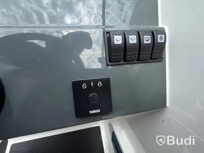 Motorbåt Yamarin Cross 62 BR, 2021| Yamaha F150 | Endast 56 h | Aluminiumskrov