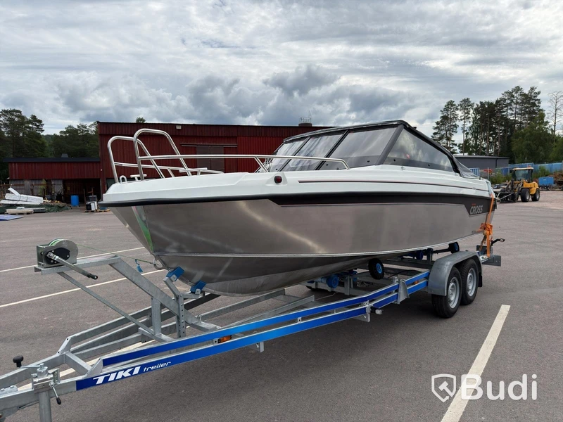 Motorbåt Yamarin Cross 62 BR, 2021| Yamaha F150 | Endast 56 h | Aluminiumskrov