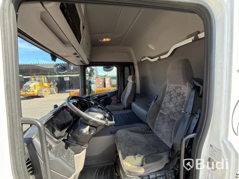Distributionsbil Scania P280 2018  | Närko-skåp | Zepro bakgavellyft