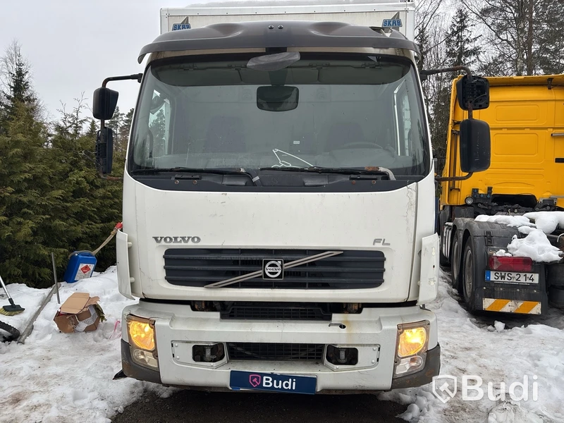Lastbil Volvo FL 7.1 240 4x2 -2011 | Höj/sänk | Reparationsobjekt