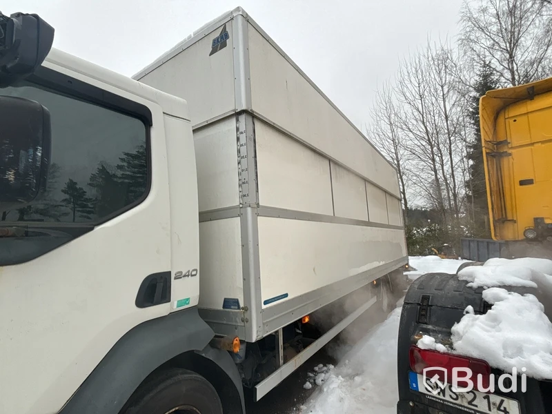 Lastbil Volvo FL 7.1 240 4x2 -2011 | Höj/sänk | Reparationsobjekt