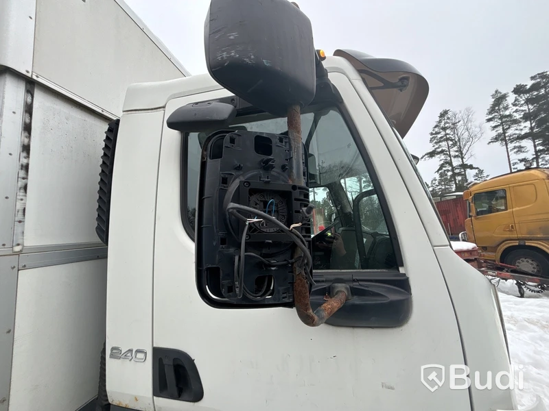 Lastbil Volvo FL 7.1 240 4x2 -2011 | Höj/sänk | Reparationsobjekt