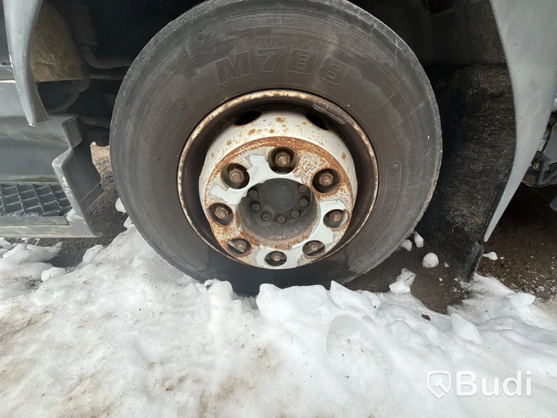 Lastbil Volvo FL 7.1 240 4x2 -2011 | Höj/sänk | Reparationsobjekt