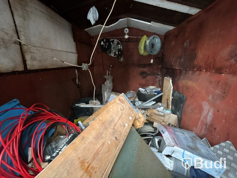 Container
