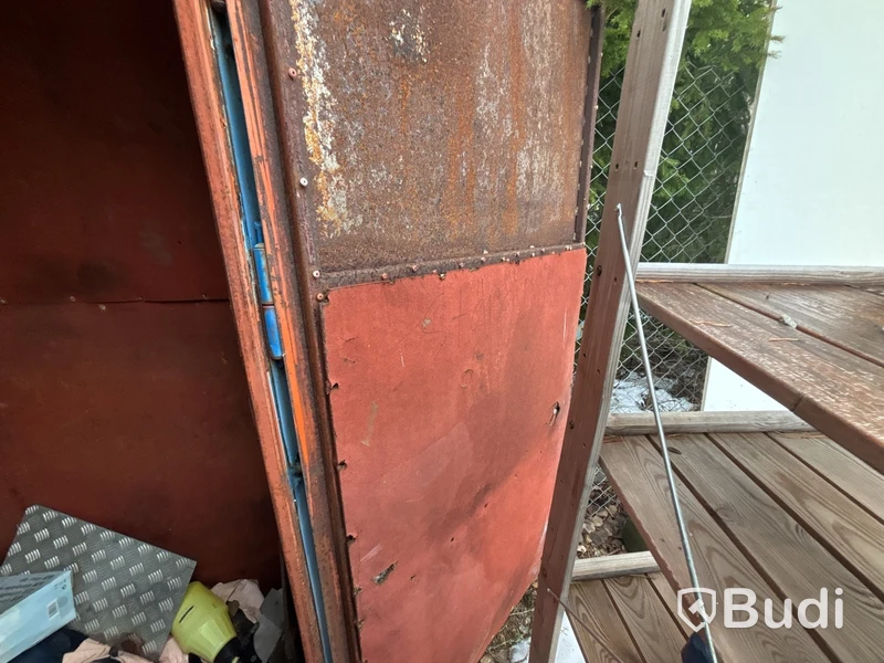 Container