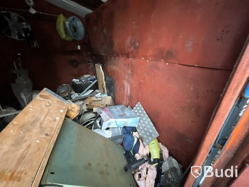 Container