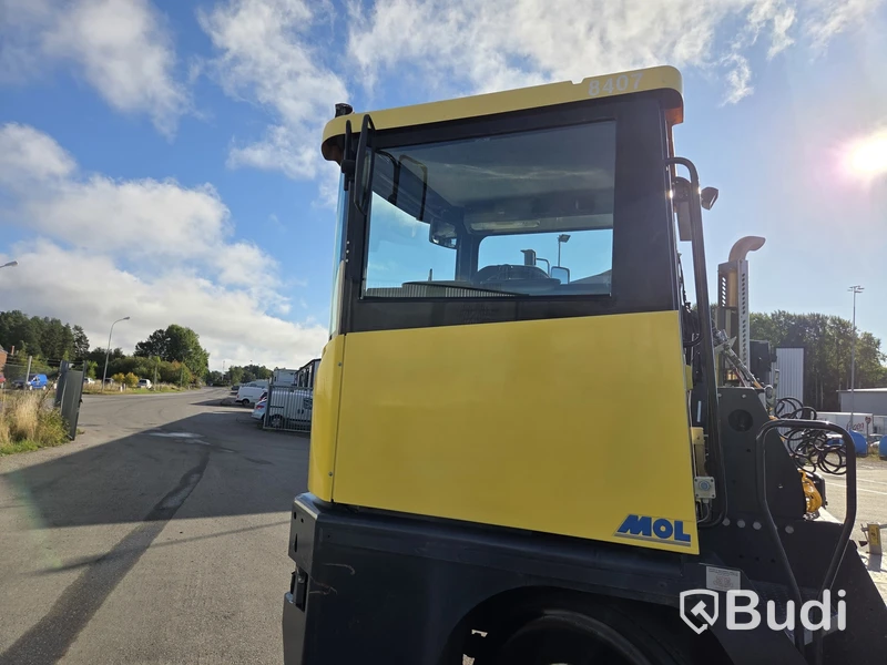 Terminaltraktor MOL Typ 225/4X2 -2016