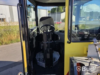 Terminaltraktor MOL Typ 225/4X2 -2016