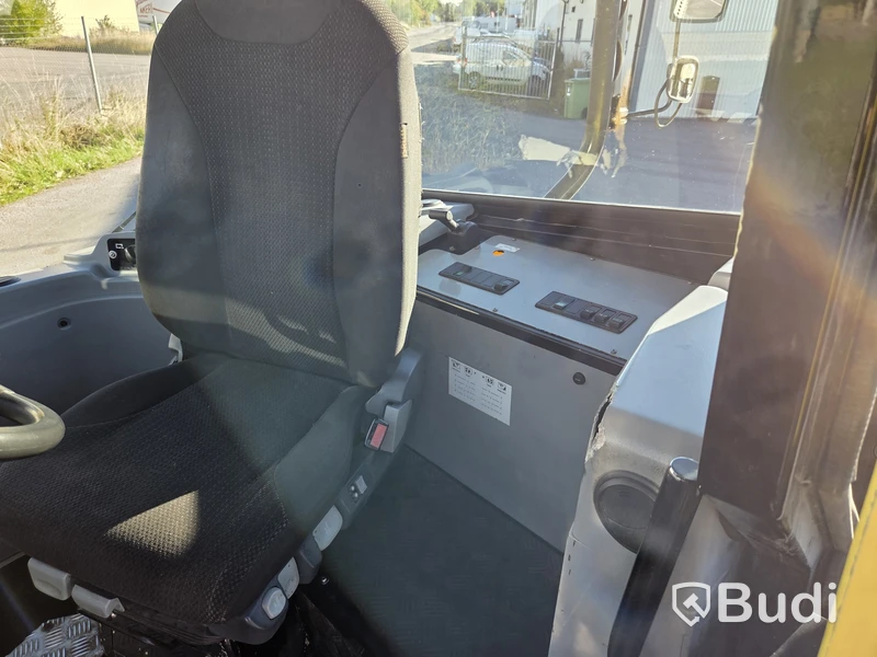 Terminaltraktor MOL Typ 225/4X2 -2016
