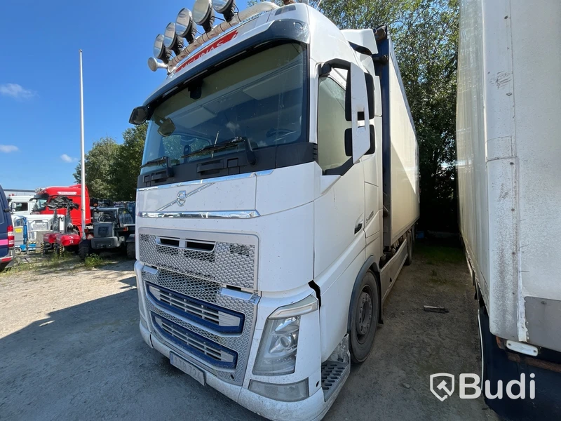Ekipage VOLVO FH 6X2 FH -2015 | DIESEL släpreg: EPG239