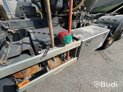 Betongbil Volvo FM 10.8 8x4 I-Shift -2011 | EXPORT ONLY