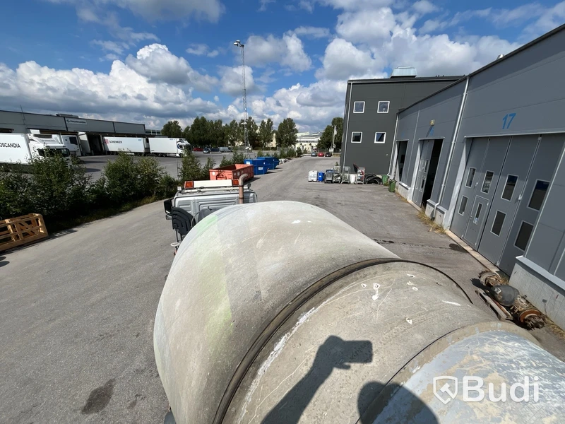 Betongbil Volvo FM 10.8 8x4 I-Shift -2011 | EXPORT ONLY