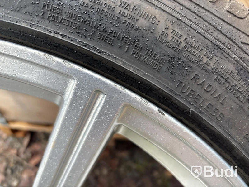 Vinterhjul Audi RSQ8 GoodYear 275/40R22