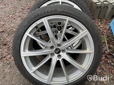 Vinterhjul Audi RSQ8 GoodYear 275/40R22