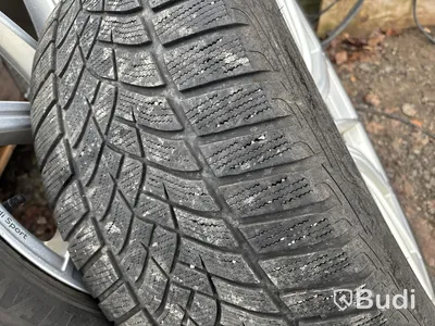 Vinterhjul Audi RSQ8 GoodYear 275/40R22