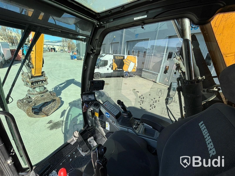 Liebherr LH18