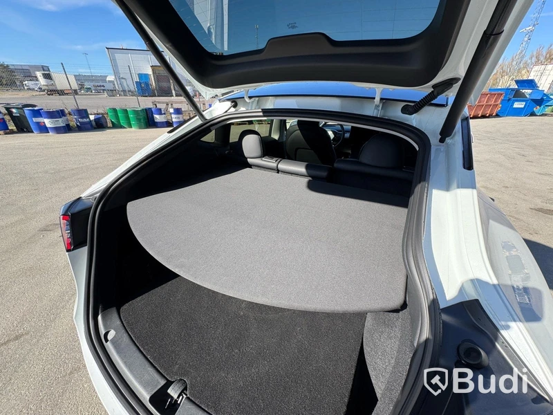 Tesla Model Y Performance -2024 | 534 hp | Tow bar