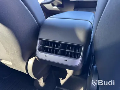 Tesla Model Y Performance -2024 | 534 hp | Tow bar