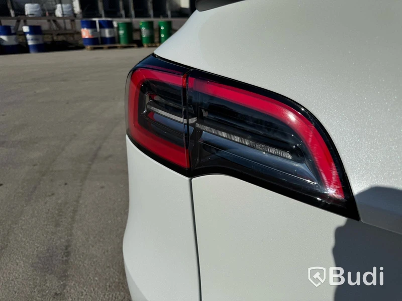 Tesla Model Y Performance -2024 | 534 hp | Tow bar