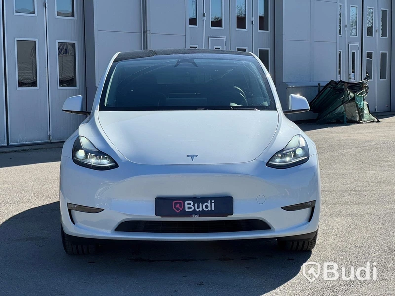 Tesla Model Y Performance -2024 | 534 hp | Tow bar