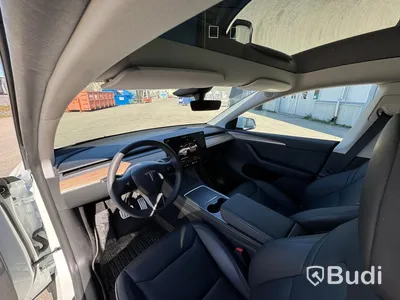 Tesla Model Y Performance -2024 | 534 hp | Tow bar