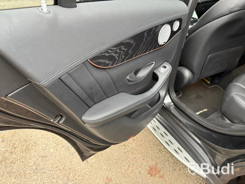 Mercedes-Benz EQC 400 4MATIC 80kWh N293 (408hk) -2020
