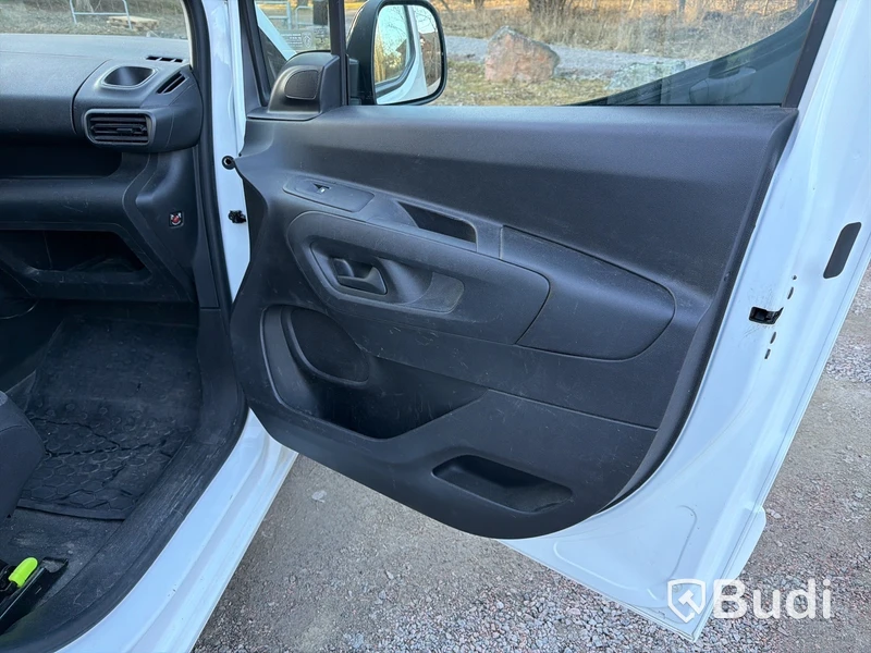 Peugeot Partner 1.5 HDI Skåp (100hk) -2021 (Endast 2290 mil)