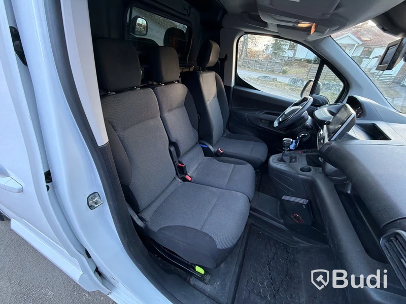 Peugeot Partner 1.5 HDI Skåp (100hk) -2021 (Endast 2290 mil)