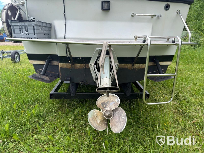 Nimbus 800 Turbo Motorboat – Volvo Penta AQD40A | Trailer included | 1981