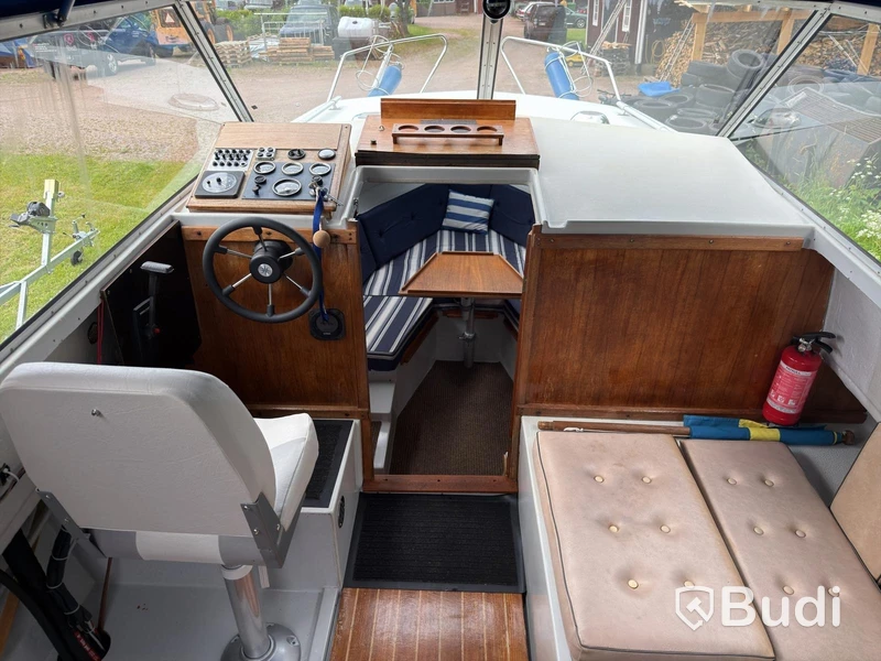 Nimbus 800 Turbo Motorboat – Volvo Penta AQD40A | Trailer included | 1981