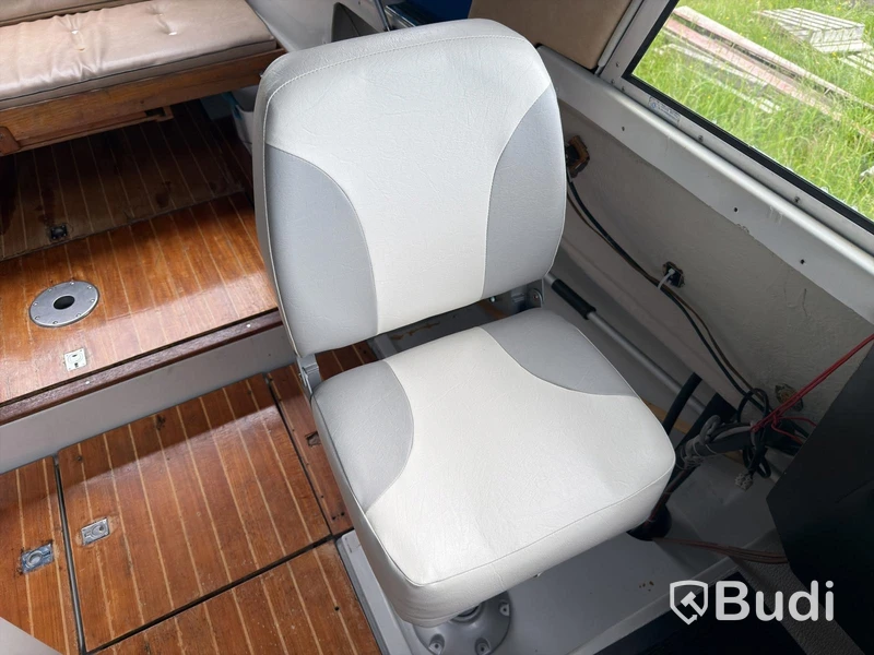 Nimbus 800 Turbo Motorboat – Volvo Penta AQD40A | Trailer included | 1981