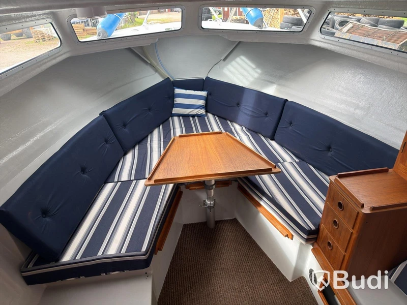 Nimbus 800 Turbo Motorboat – Volvo Penta AQD40A | Trailer included | 1981