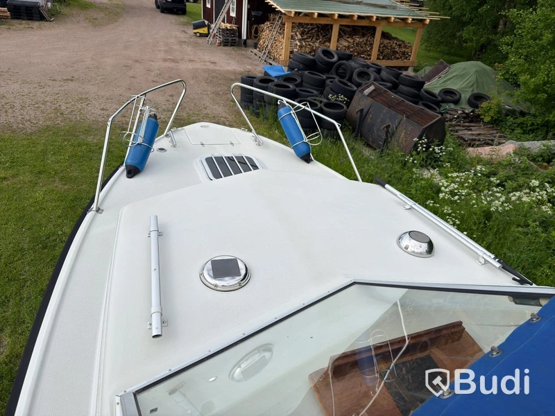 Nimbus 800 Turbo Motorboat – Volvo Penta AQD40A | Trailer included | 1981