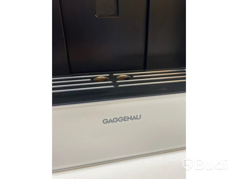 Kaffemaskin Gaggenau CMP250132 Serie 200, helautomatisk, silver.