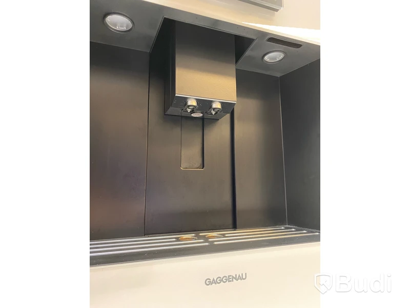 Kaffemaskin Gaggenau CMP250132 Serie 200, helautomatisk, silver.
