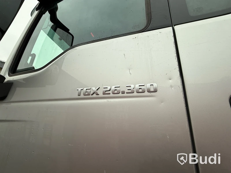 Lastbil MAN 21X TGX 26.360 6X2-2 LL -2014 | Reparationsobjekt