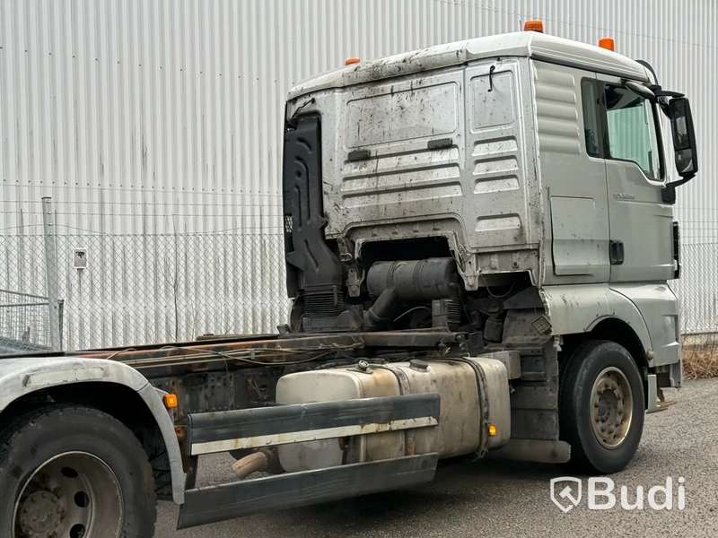 Lastbil MAN 21X TGX 26.360 6X2-2 LL -2014 | Reparationsobjekt